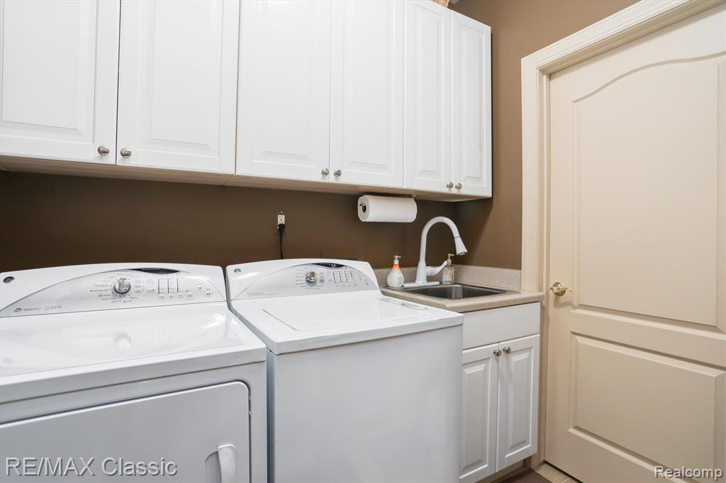 25976 ISLAND LAKE Drive, Novi, MI — Photo 23
