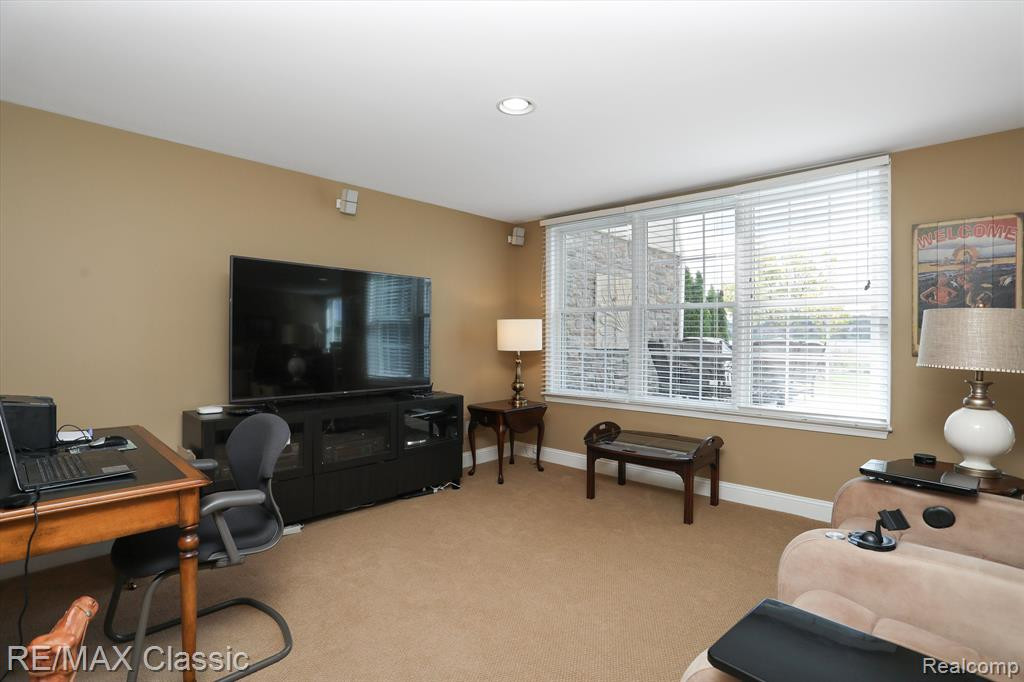 25976 ISLAND LAKE Drive, Novi, MI — Photo 37