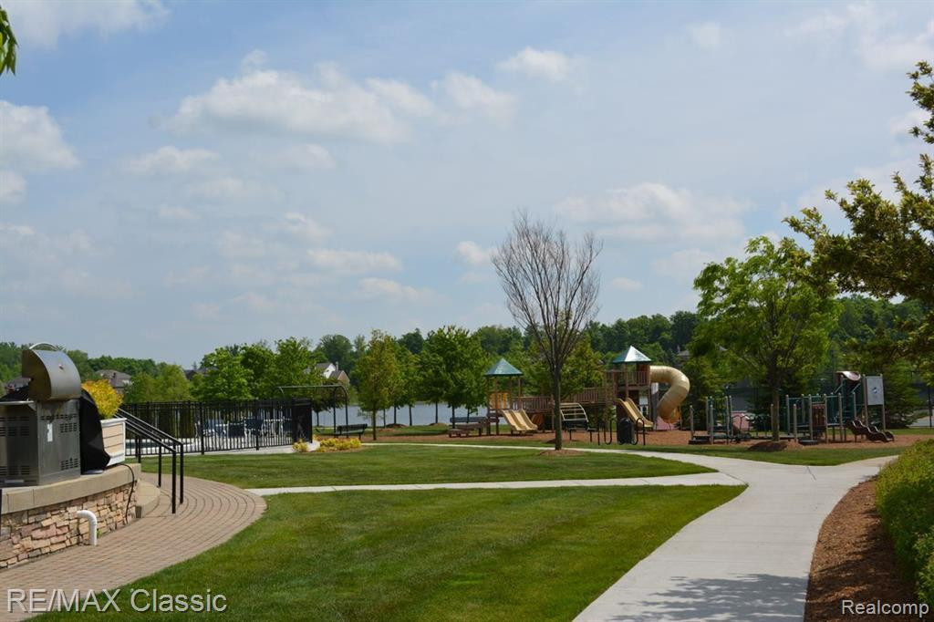 25976 ISLAND LAKE Drive, Novi, MI — Photo 57