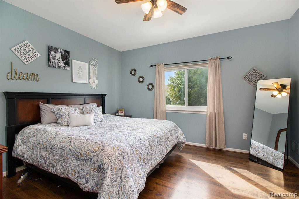 8598 BARRINGTON Drive, Ypsilanti, MI 48198 — Photo 13
