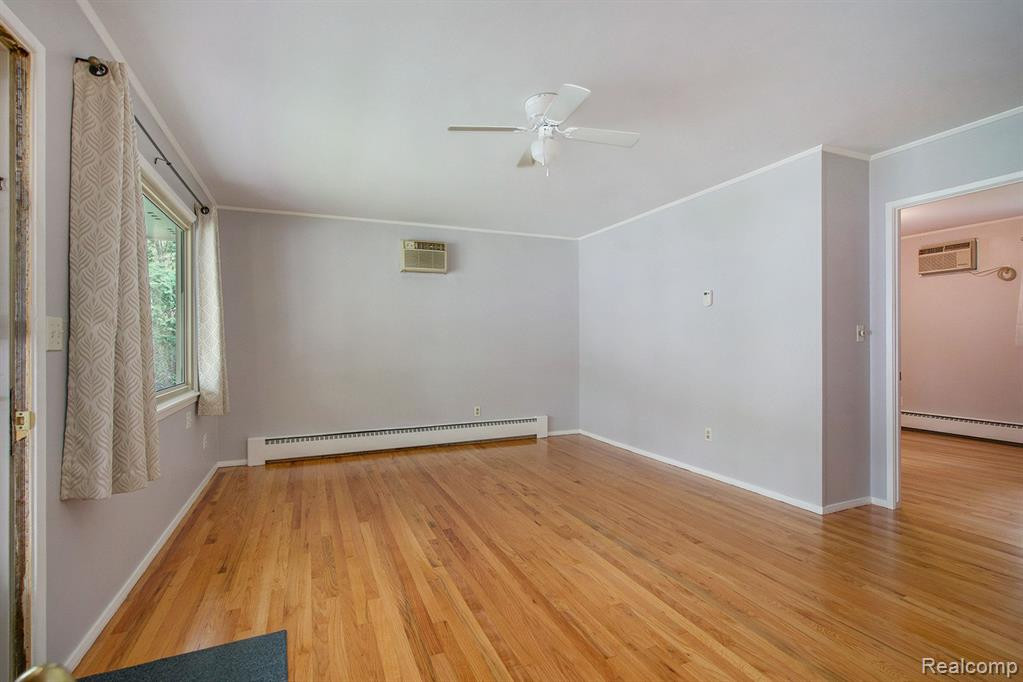 1049 WESTAIRE Way, Ann Arbor, MI 48103 — Photo 4