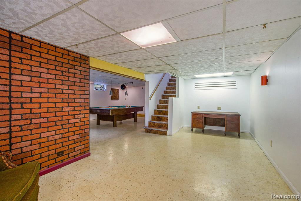 1049 WESTAIRE Way, Ann Arbor, MI 48103 — Photo 17