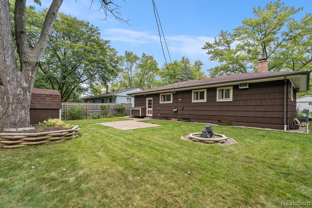 1049 WESTAIRE Way, Ann Arbor, MI 48103 — Photo 19