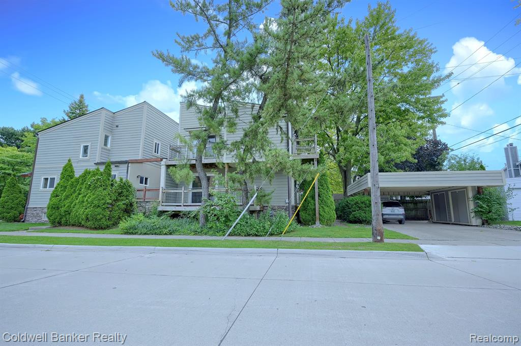 602 E LINCOLN Street, Birmingham, MI 48009 — Photo 2