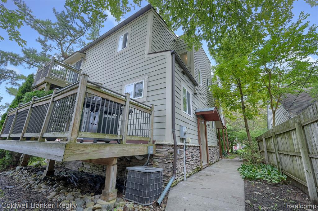 602 E LINCOLN Street, Birmingham, MI 48009 — Photo 3