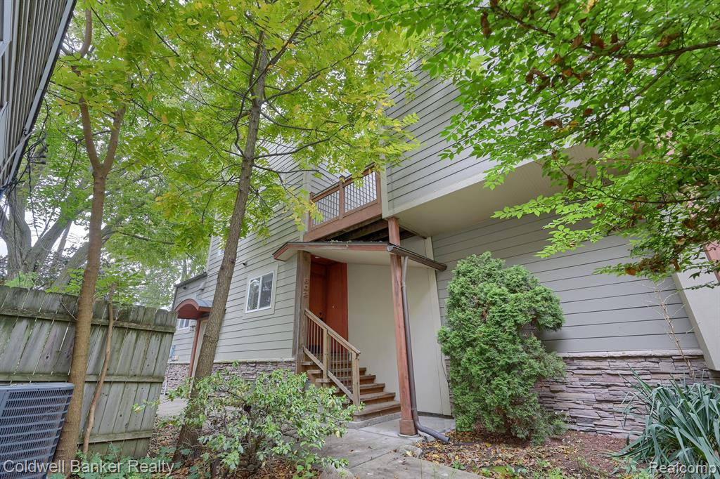 602 E LINCOLN Street, Birmingham, MI 48009 — Photo 4