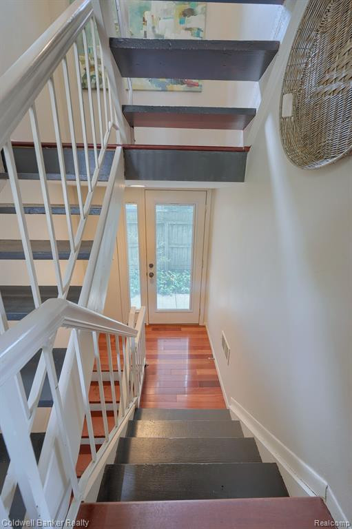 602 E LINCOLN Street, Birmingham, MI 48009 — Photo 5
