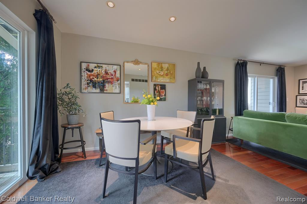 602 E LINCOLN Street, Birmingham, MI 48009 — Photo 11
