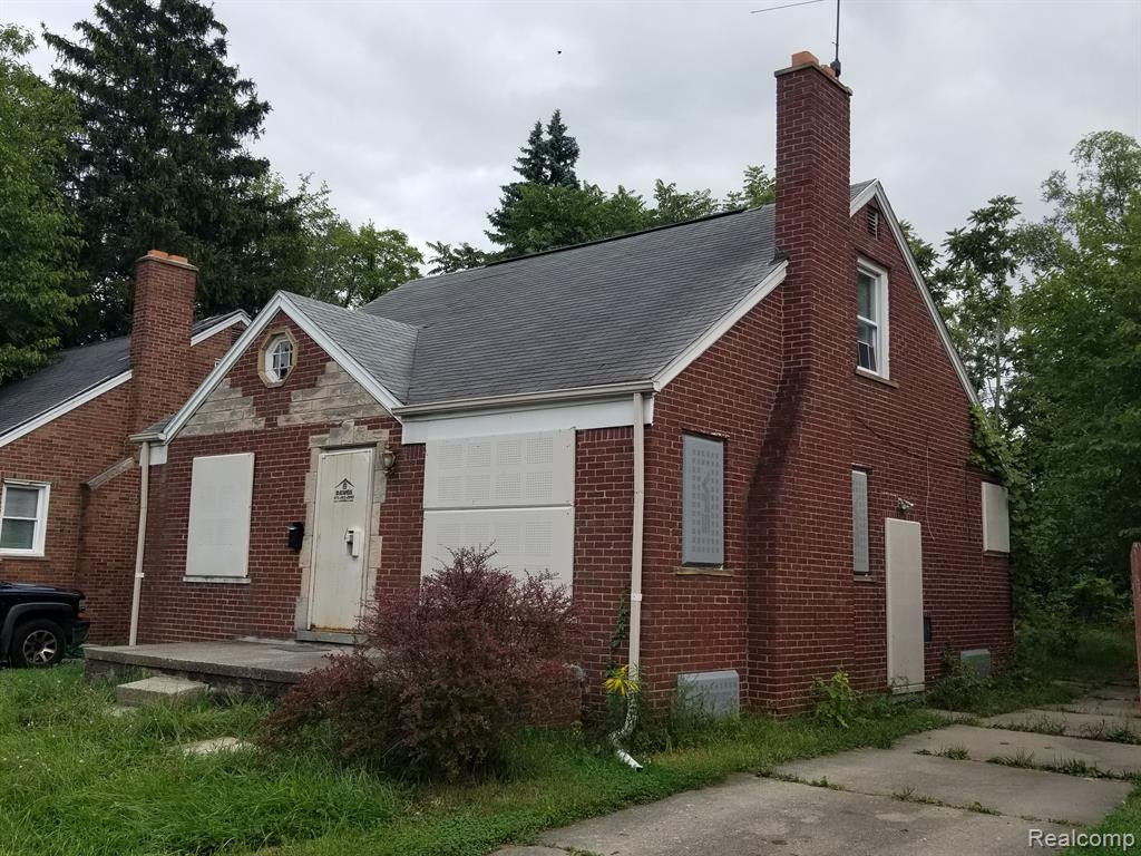 175 W BRENTWOOD Street, Highland Park, MI 48203 — front exterior