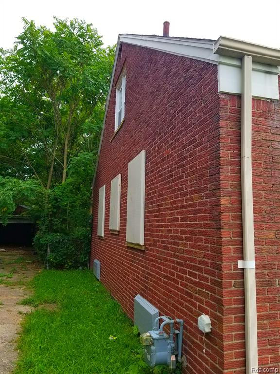 175 W BRENTWOOD Street, Highland Park, MI 48203 — Photo 3