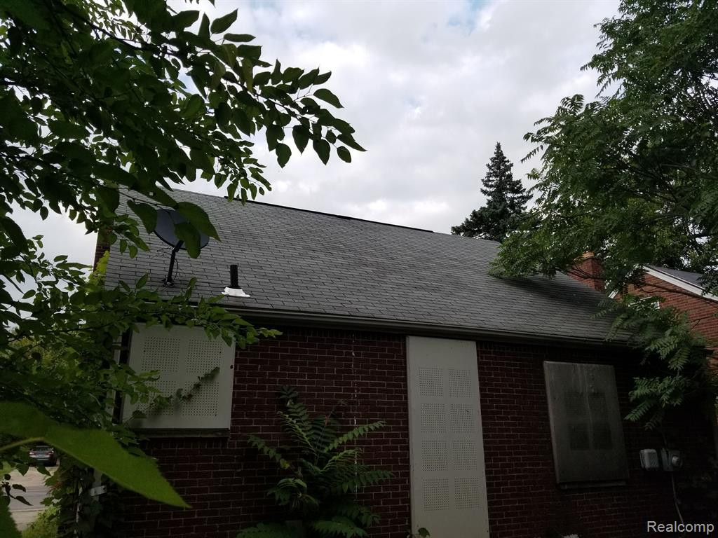 175 W BRENTWOOD Street, Highland Park, MI 48203 — Photo 24