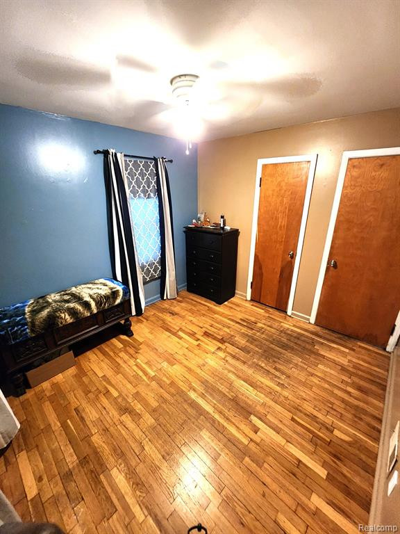 4230 CUSTER Avenue, Flint, MI 48507 — Photo 10