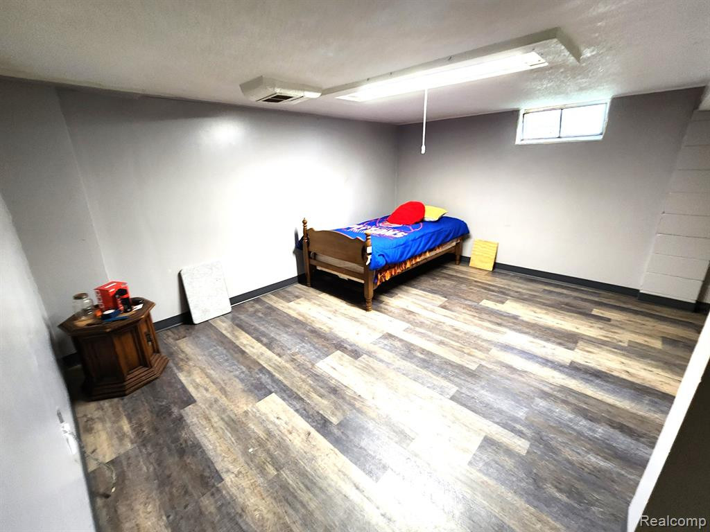 4230 CUSTER Avenue, Flint, MI 48507 — Photo 19