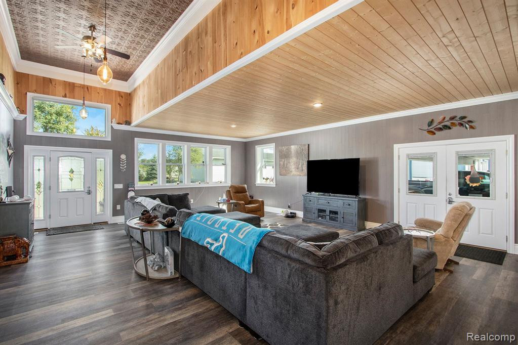 9747 OATMAN Road, Avoca, MI 48006 — Photo 8
