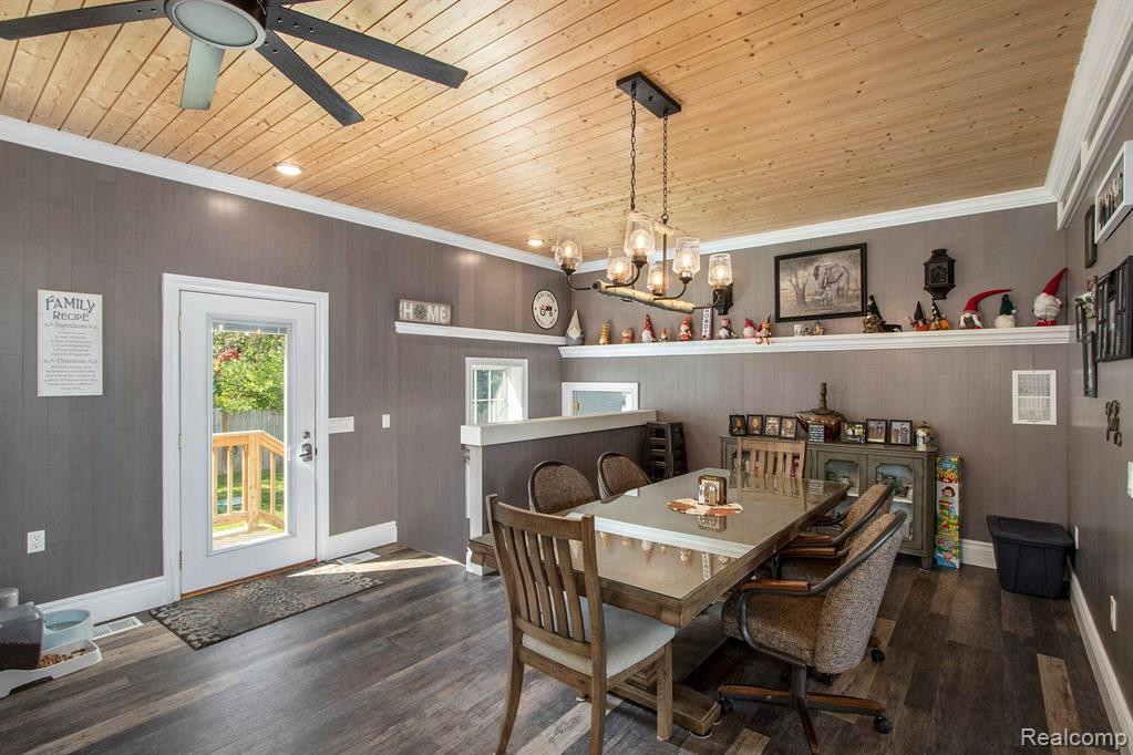 9747 OATMAN Road, Avoca, MI 48006 — Photo 10