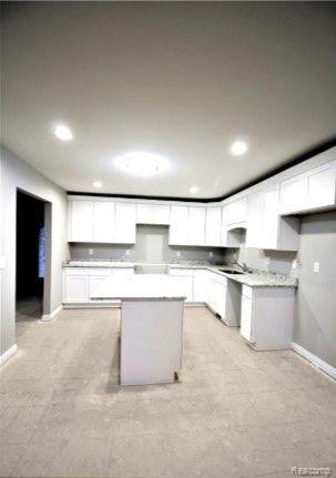 46686 EMERALD CREEK Drive, Shelby Twp, MI 48315 — Photo 5