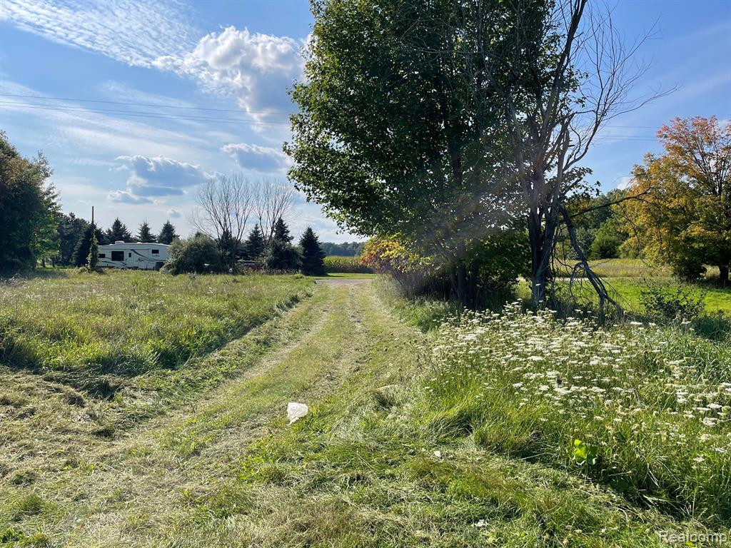 2660 N SUMMERS Road, Imlay City, MI 48444 — Photo 38