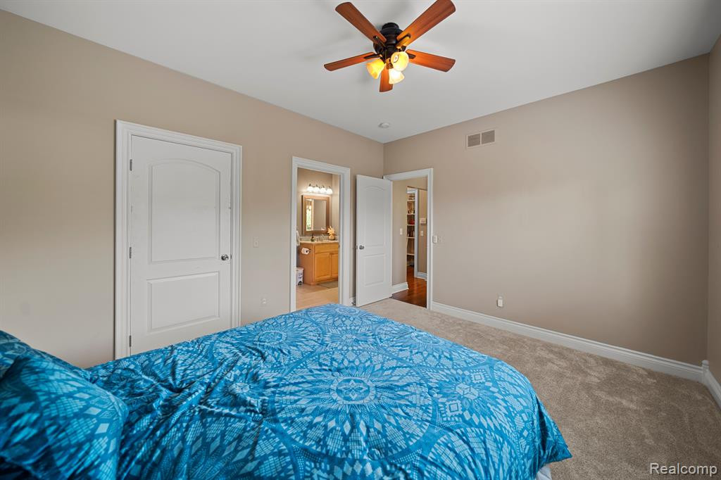 1006 HUNTSVILLE Drive, Canton, MI 48187 — Photo 17