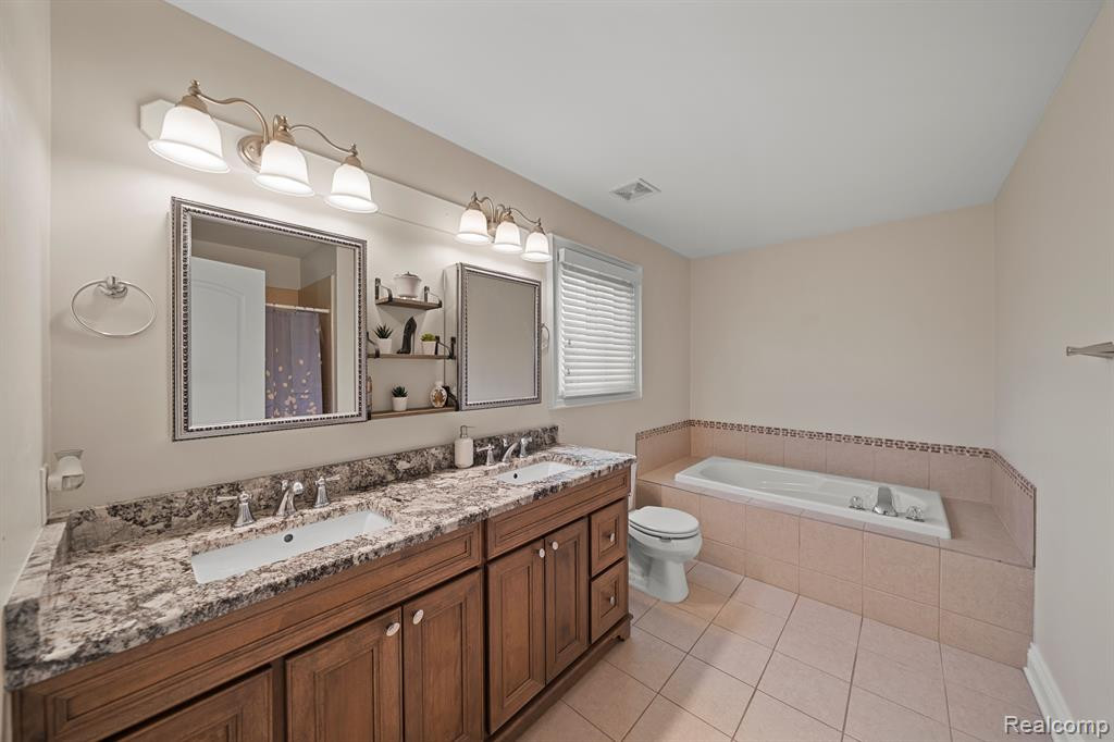 1006 HUNTSVILLE Drive, Canton, MI 48187 — Photo 26