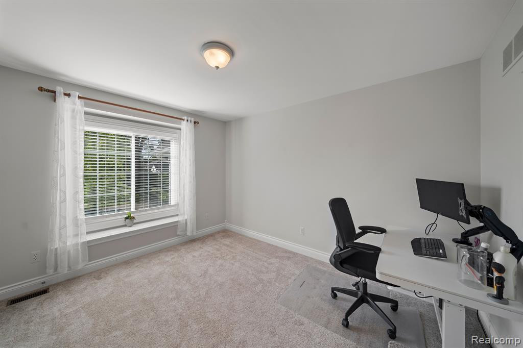 1006 HUNTSVILLE Drive, Canton, MI 48187 — Photo 30