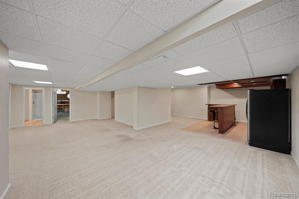 1006 HUNTSVILLE Drive, Canton, MI 48187 — Photo 38