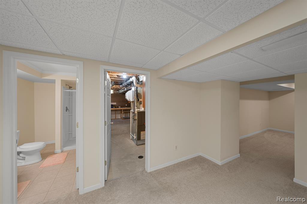 1006 HUNTSVILLE Drive, Canton, MI 48187 — Photo 42