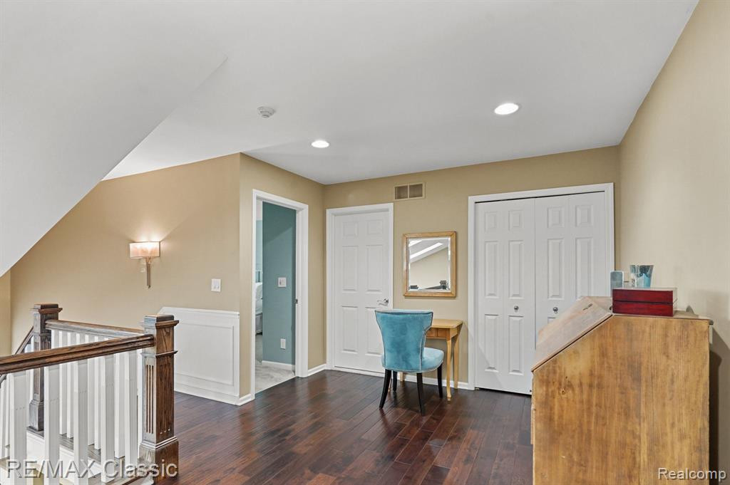 4137 LONEBRIDGE Circle, Canton, MI 48188 — Photo 23