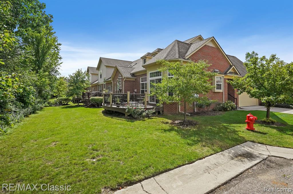 4137 LONEBRIDGE Circle, Canton, MI 48188 — Photo 32