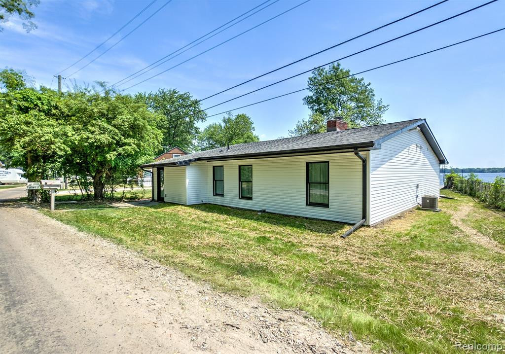9620 WINSTON Road, Pinckney, MI 48169 — Photo 67