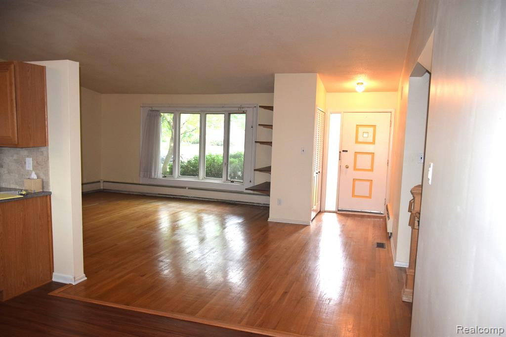 2427 BUCKINGHAM Road, Ann Arbor, MI 48104 — Photo 6