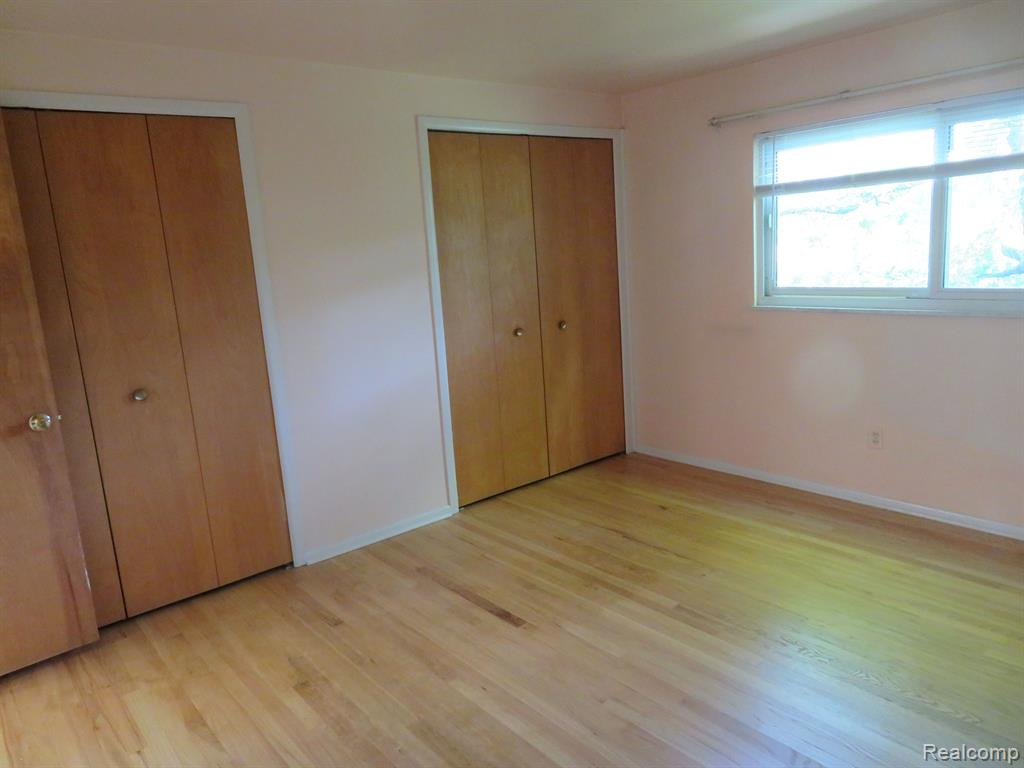 2427 BUCKINGHAM Road, Ann Arbor, MI 48104 — Photo 15