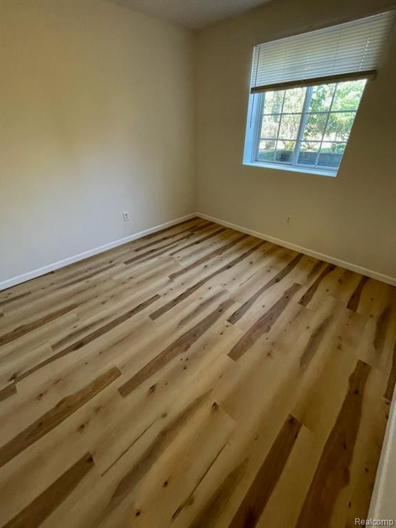 23200 POPLAR Drive, Southfield, MI 48075 — Photo 11
