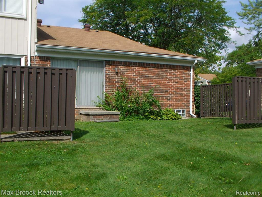 4928 COVENTRY Street, Royal Oak, MI 48073 — Photo 3