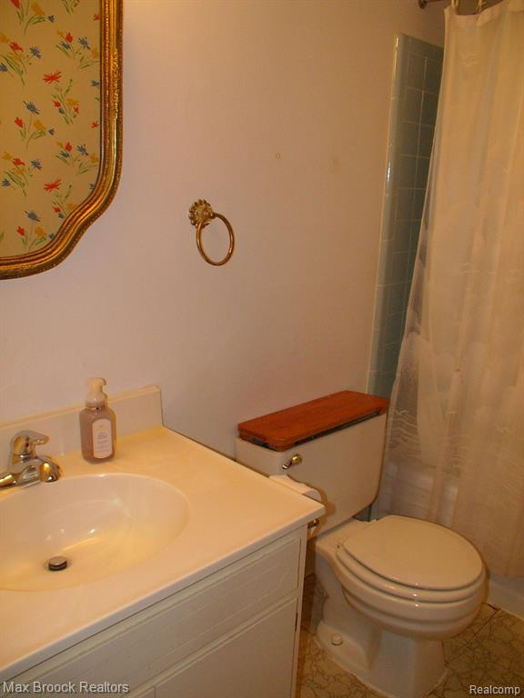 4928 COVENTRY Street, Royal Oak, MI 48073 — Photo 8