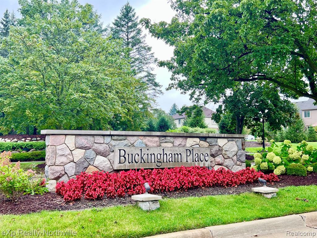 7280 Lyndhurst Drive, Canton, MI 48187 — Photo 46
