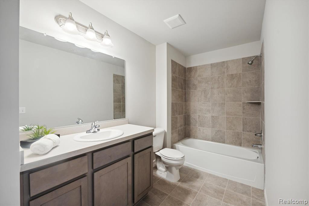 9917 Ridge Run, 93, Howell, MI 48855 — Photo 13