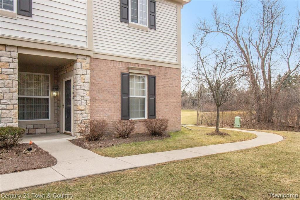 1868 PINECROFT Drive, Canton, MI 48188 — Photo 3