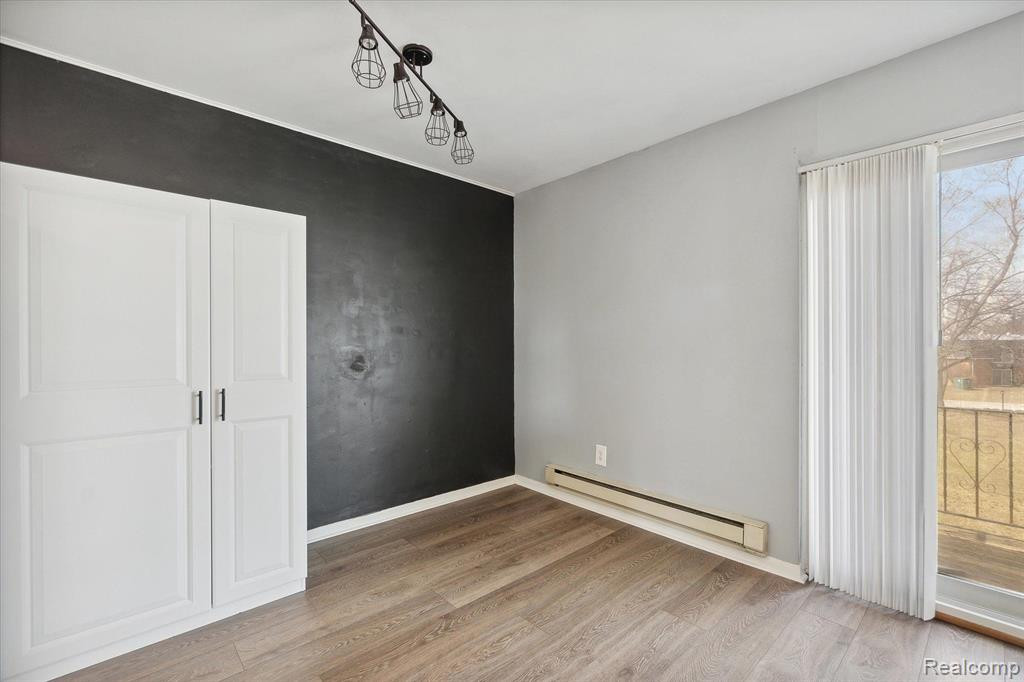 1834 COLONIAL VILLAGE Way, 3, Waterford, MI 48328 — Photo 9