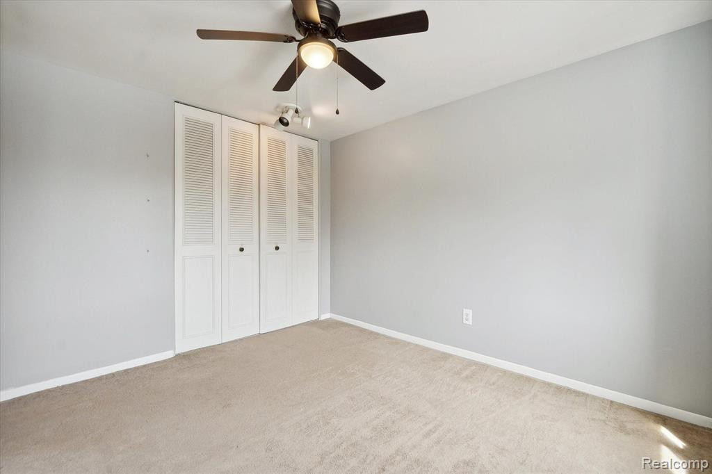 1834 COLONIAL VILLAGE Way, 3, Waterford, MI 48328 — Photo 19
