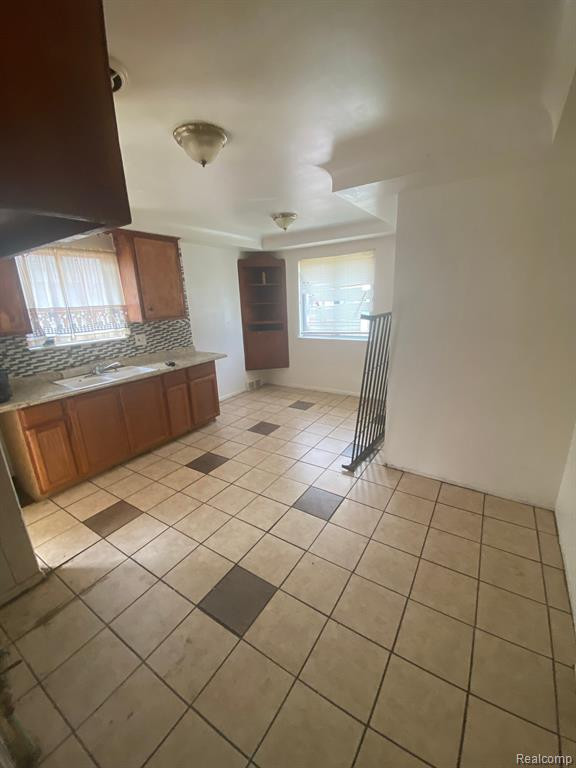 8158 ALMONT Street, Detroit, MI 48234 — Photo 18