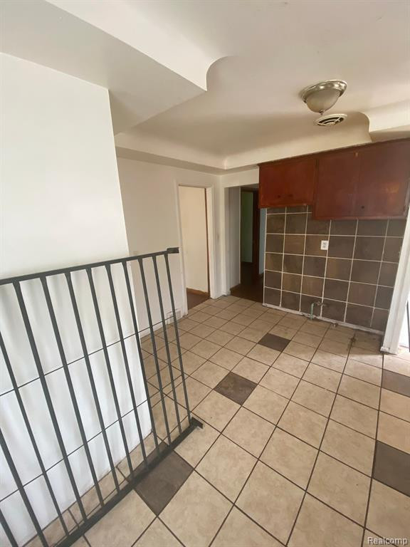 8158 ALMONT Street, Detroit, MI 48234 — Photo 20
