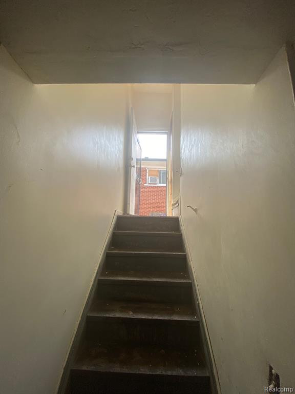 8158 ALMONT Street, Detroit, MI 48234 — Photo 31