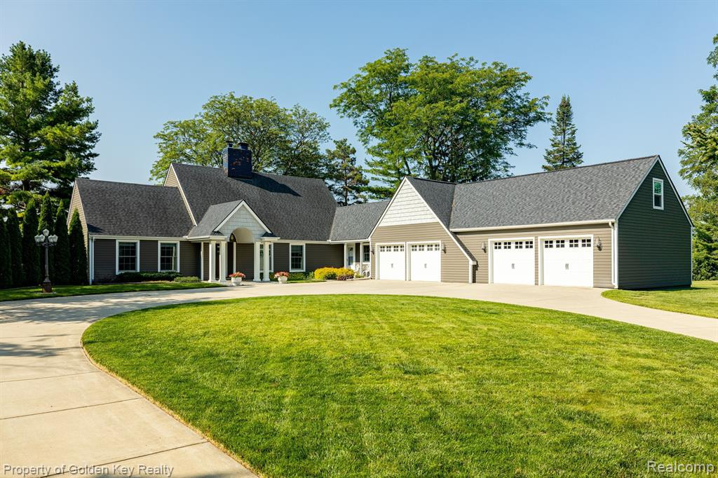 Property photo for 56515 9 MILE Road, South Lyon, MI 48178