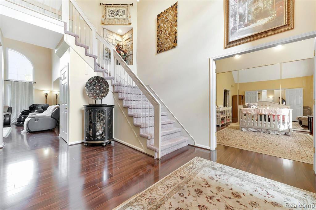 571 TERRACE Court, Canton, MI 48188 — Photo 16