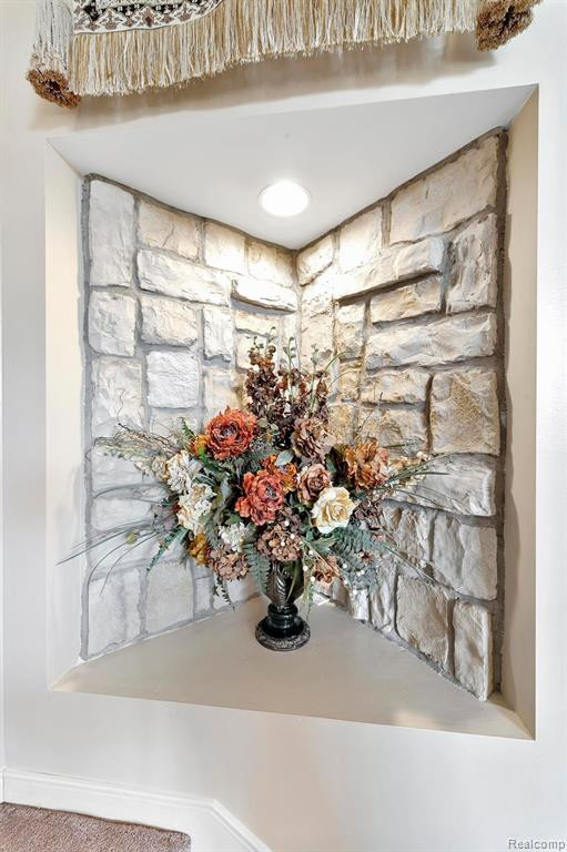 571 TERRACE Court, Canton, MI 48188 — Photo 17