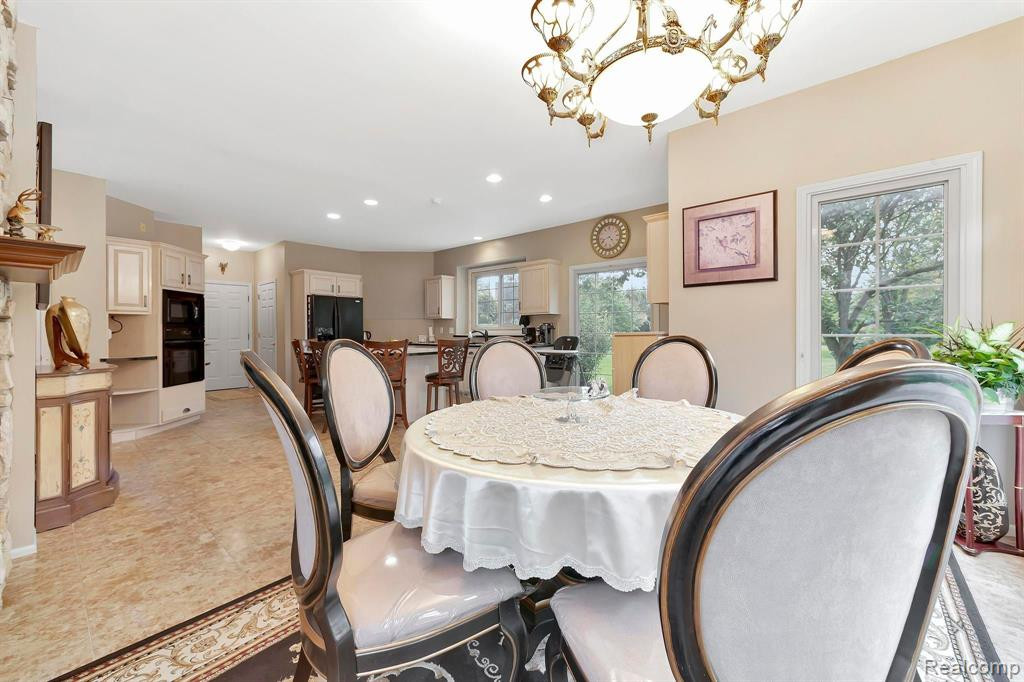 571 TERRACE Court, Canton, MI 48188 — Photo 34