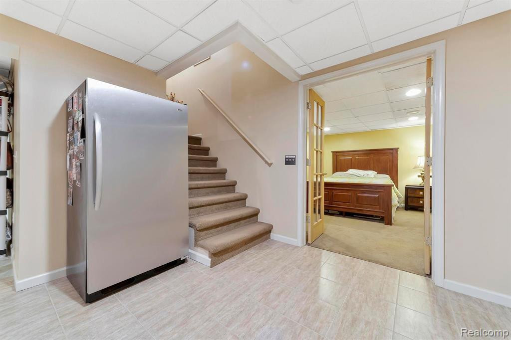 571 TERRACE Court, Canton, MI 48188 — Photo 61