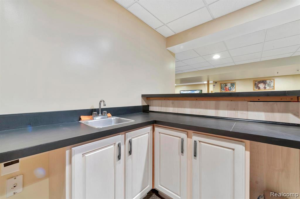 571 TERRACE Court, Canton, MI 48188 — Photo 66