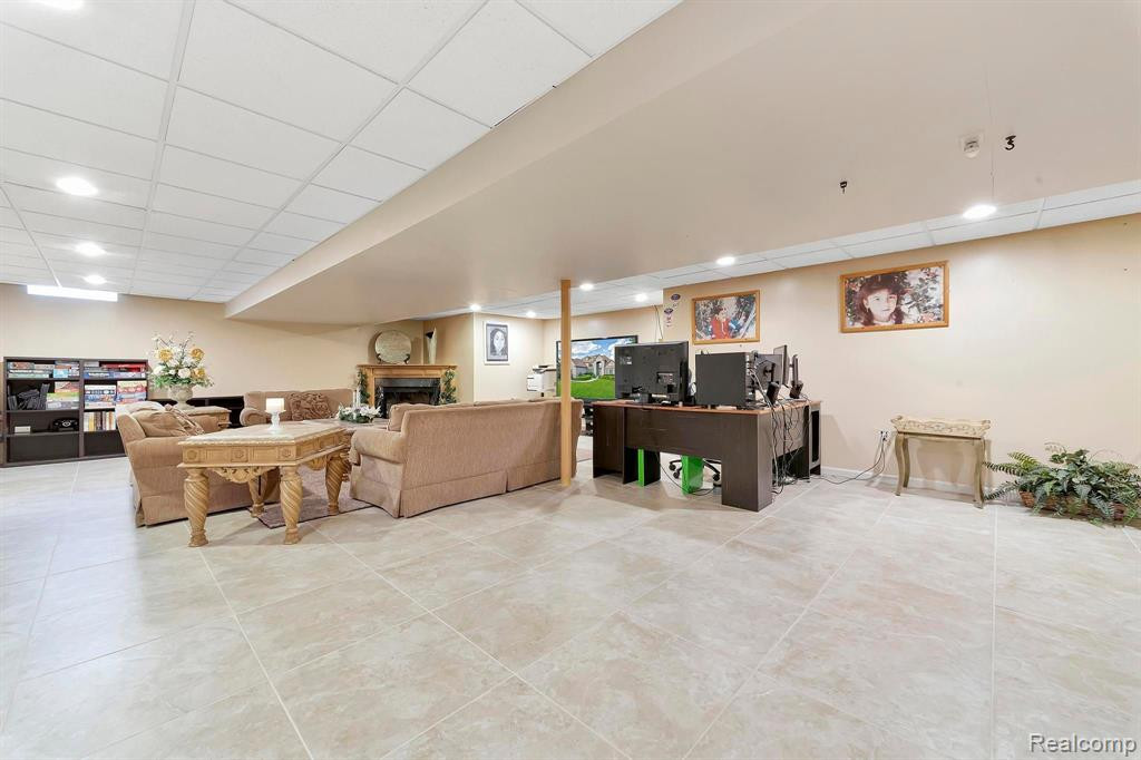571 TERRACE Court, Canton, MI 48188 — Photo 67