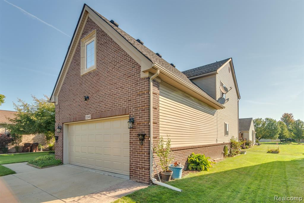 12346 SPENCER Lane, Carleton, MI 48117 — Photo 3
